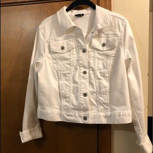 A.N.A. JEAN JACKET NEVER WORN LARGE